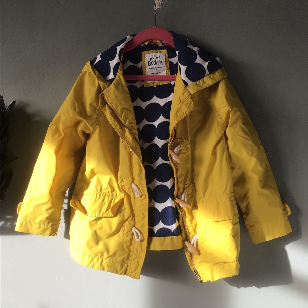 Mini Boden girls yellow rain jacket 7/8